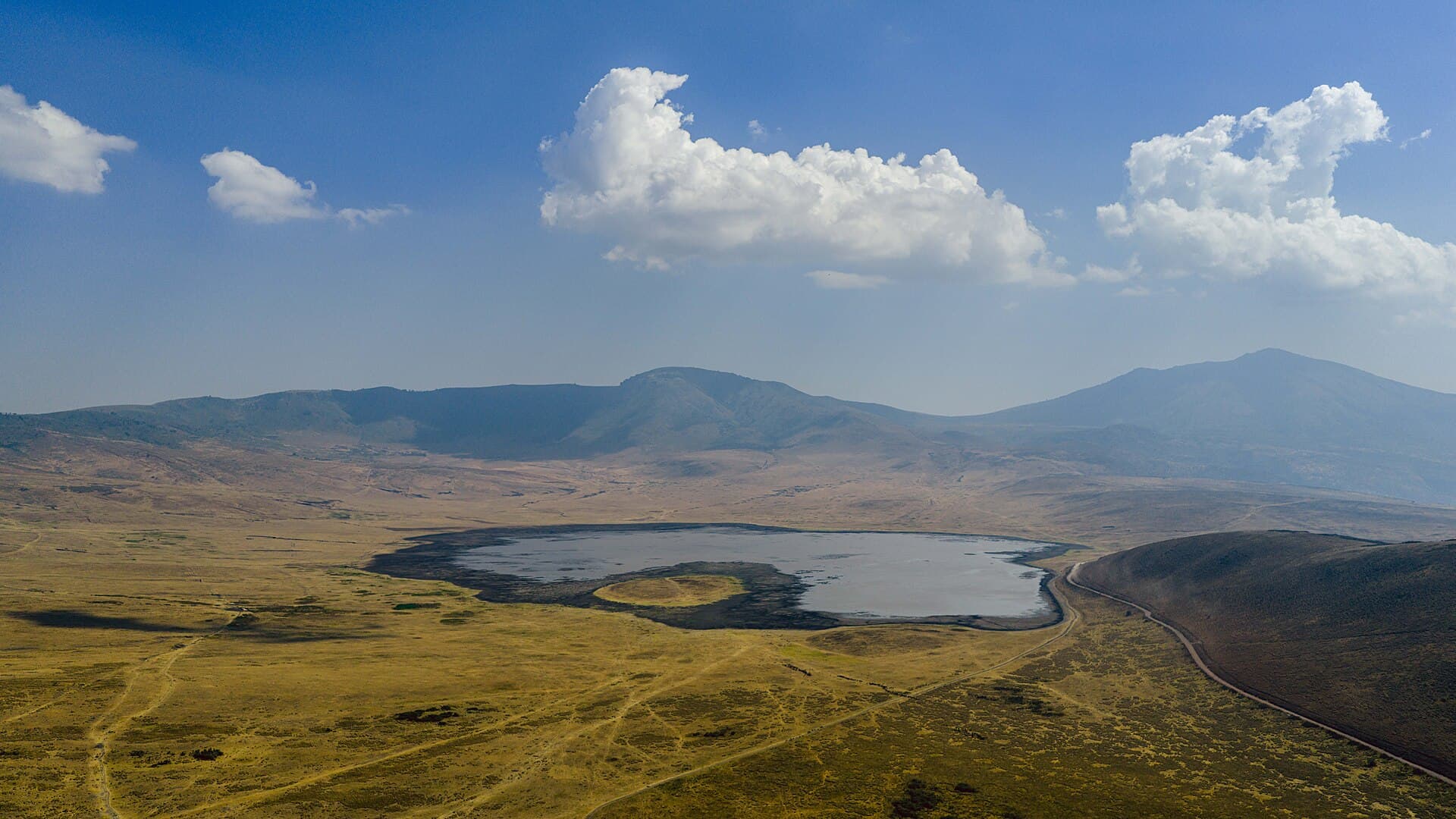 Vista aérea da Cratera de Ngorongoro, na Tanzânia