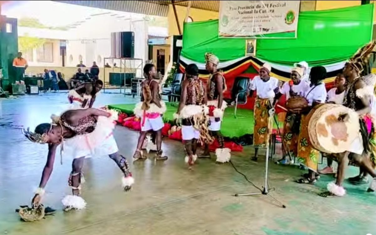 Ndau: A Expressão Corporal e Cultural do Povo Ndau de Moçambique